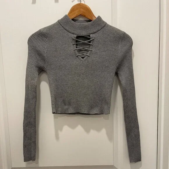 FASHION NOVA Cropped Ribbed Sweater - Picture 3 of 7